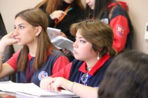 Parlamento-juvenil-tapa-chica-6_n