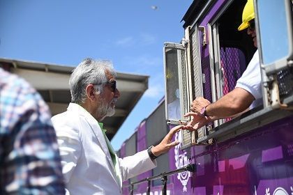 Con-el-maquinista-2-1-chics