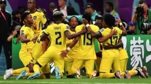 Ecuador-ganaqdor-655-chica