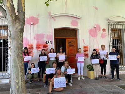 No-violencia-e7b1501-chica