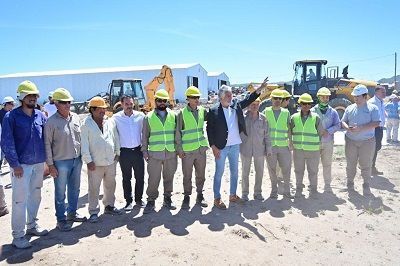 mas-obreros-24-at-11.35.58-chica