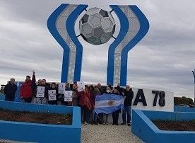 rotonda-de-los-mundiales-0f9cb2b-chica