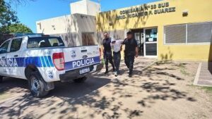 Eze-a-la-carcel-e78d8-chica