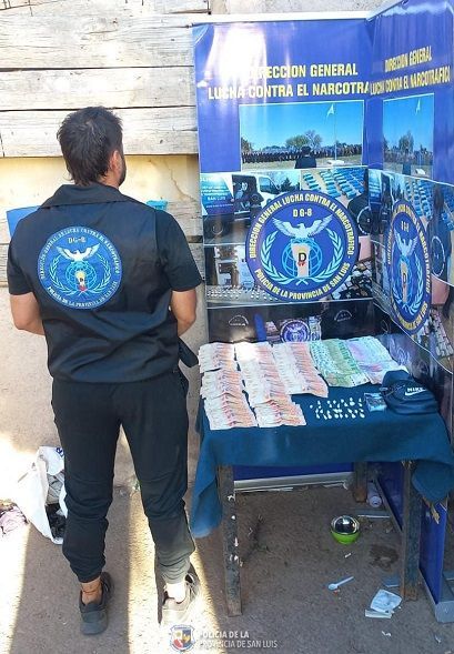 Una-mas-de-drogas-2022-12-31-at-09.00.58platita